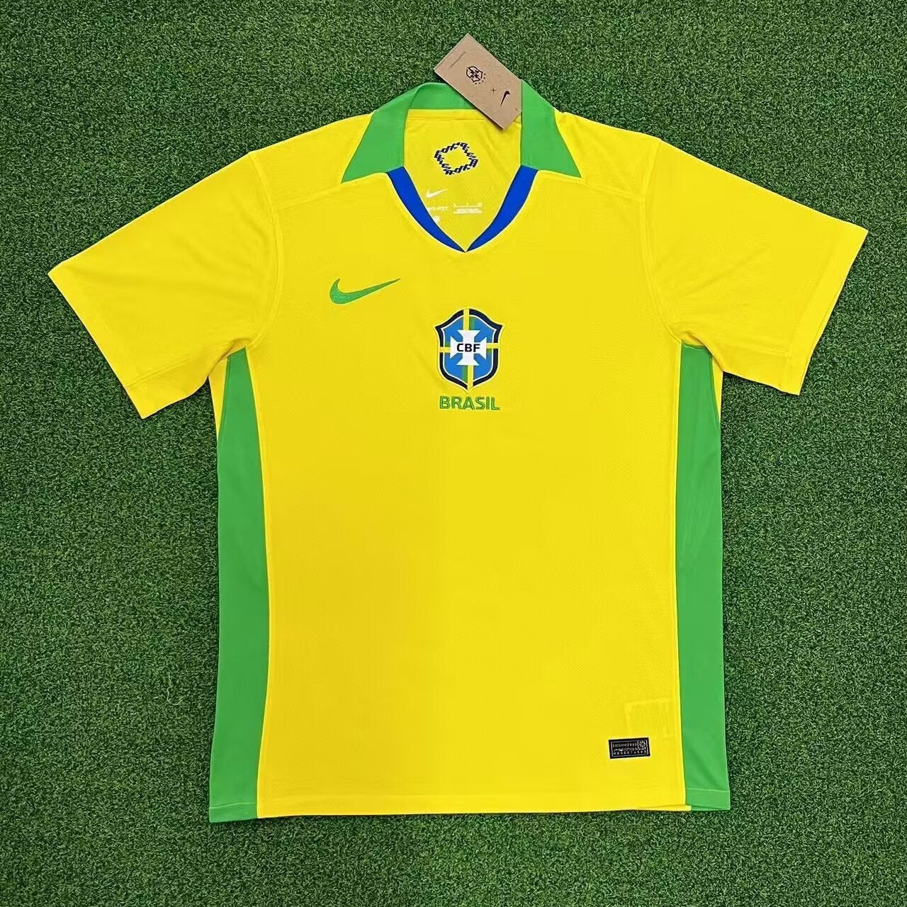 Maillot Brésil Fans Version 2025/2026 — Maillot de football