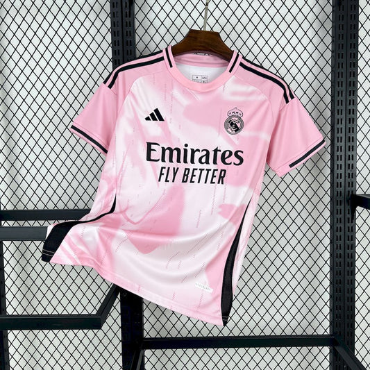 Maillot Real Madrid Fans Home Pink Edition 2024/2025 — Maillot de football