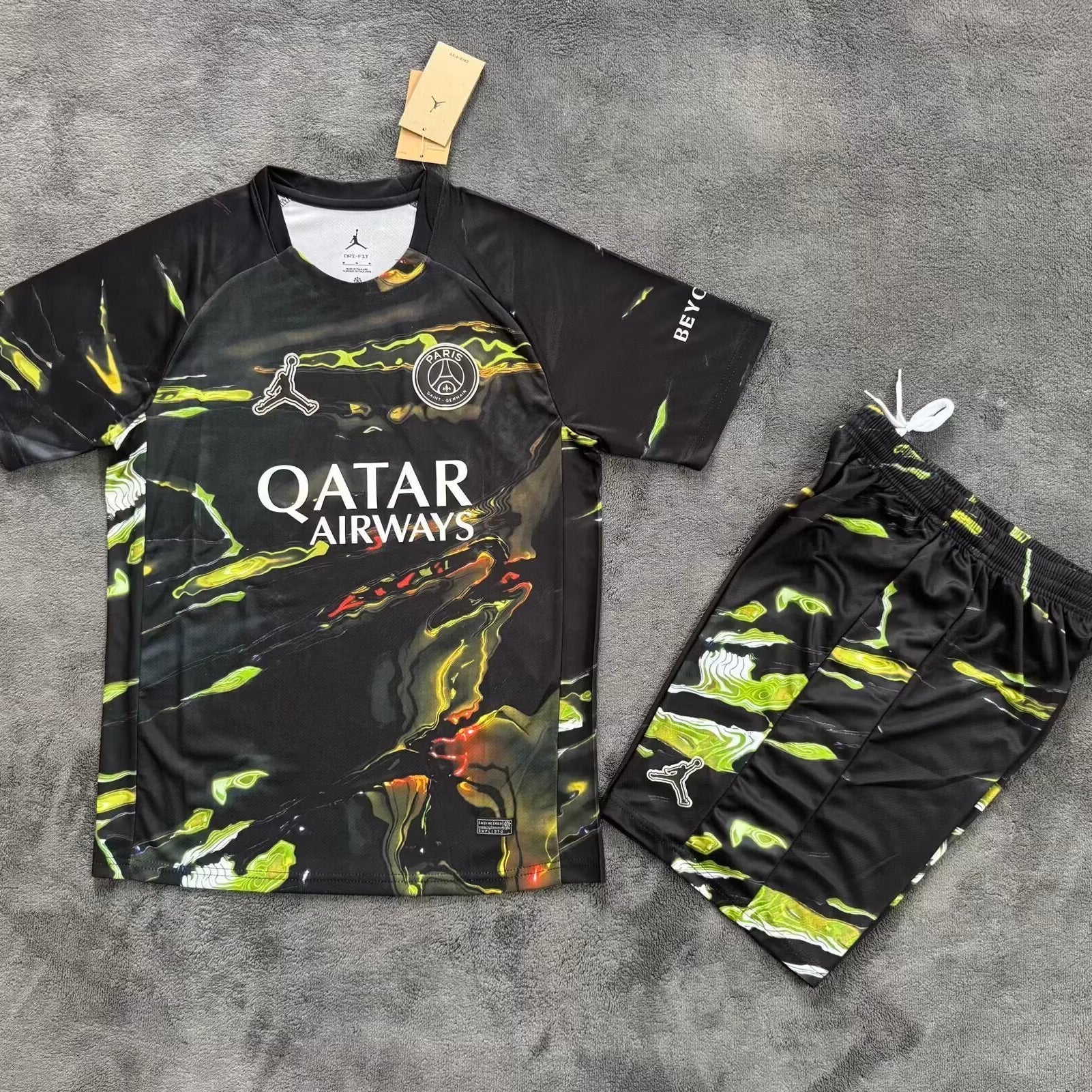 Ensemble Maillot Paris SG + Short Version Player pour Enfant — Maillot de football
