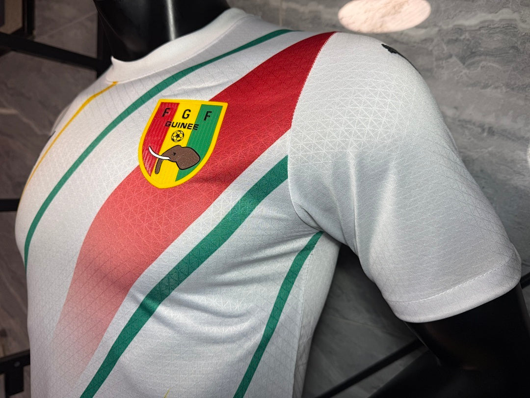 Maillot Guinée 2026/2027 Version Player NOUVEAU ! — Maillot de football