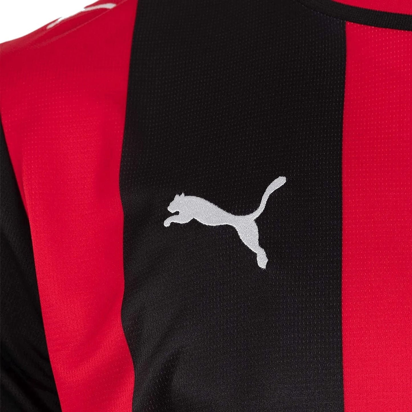 ac-milan-home-2025-26-img-6.webp