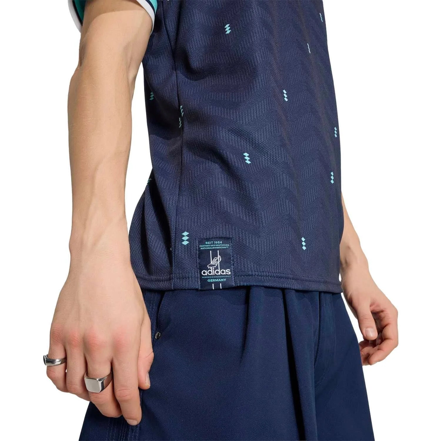 allemagne-away-2025-26-back.webp