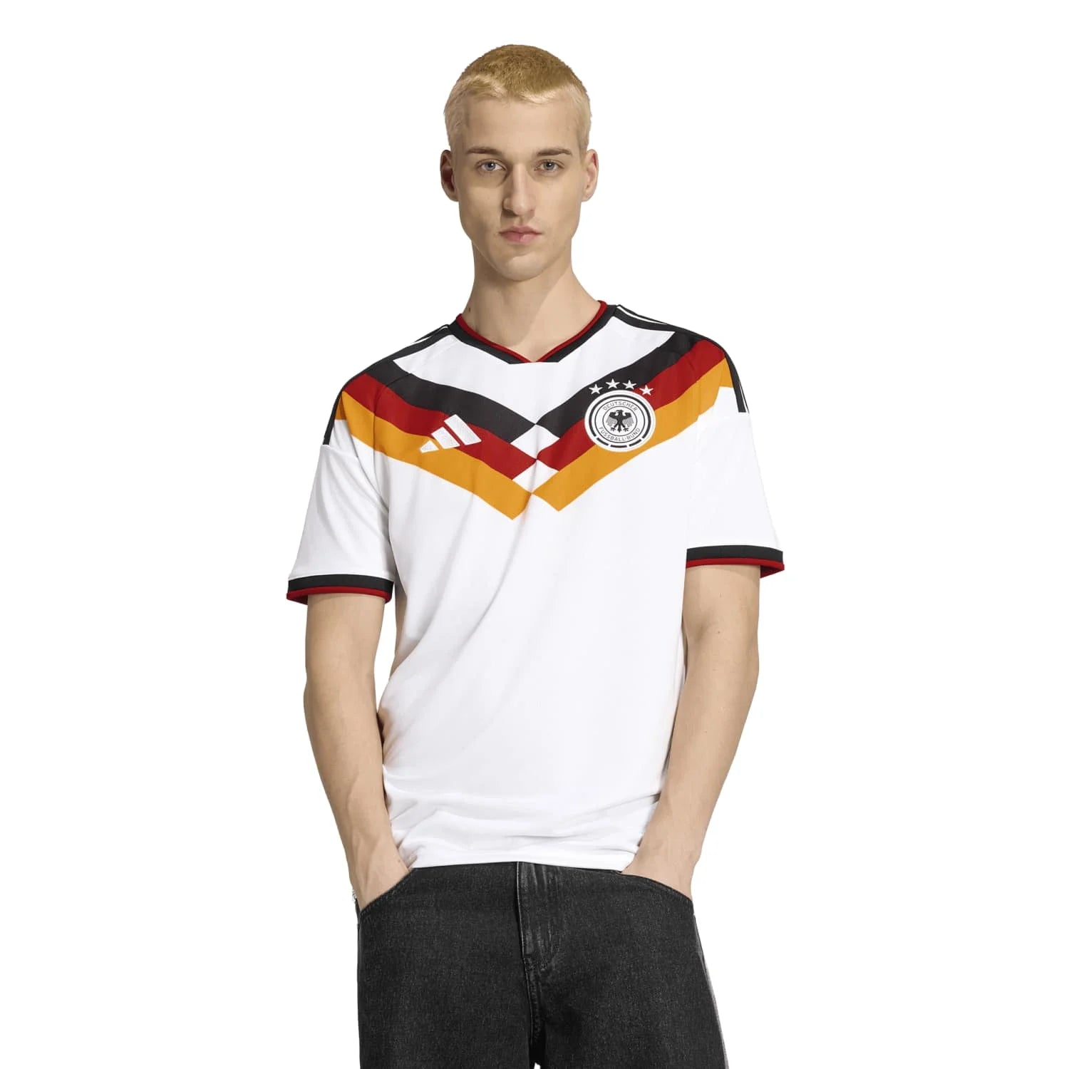 allemagne-home-2025-26-detail.webp