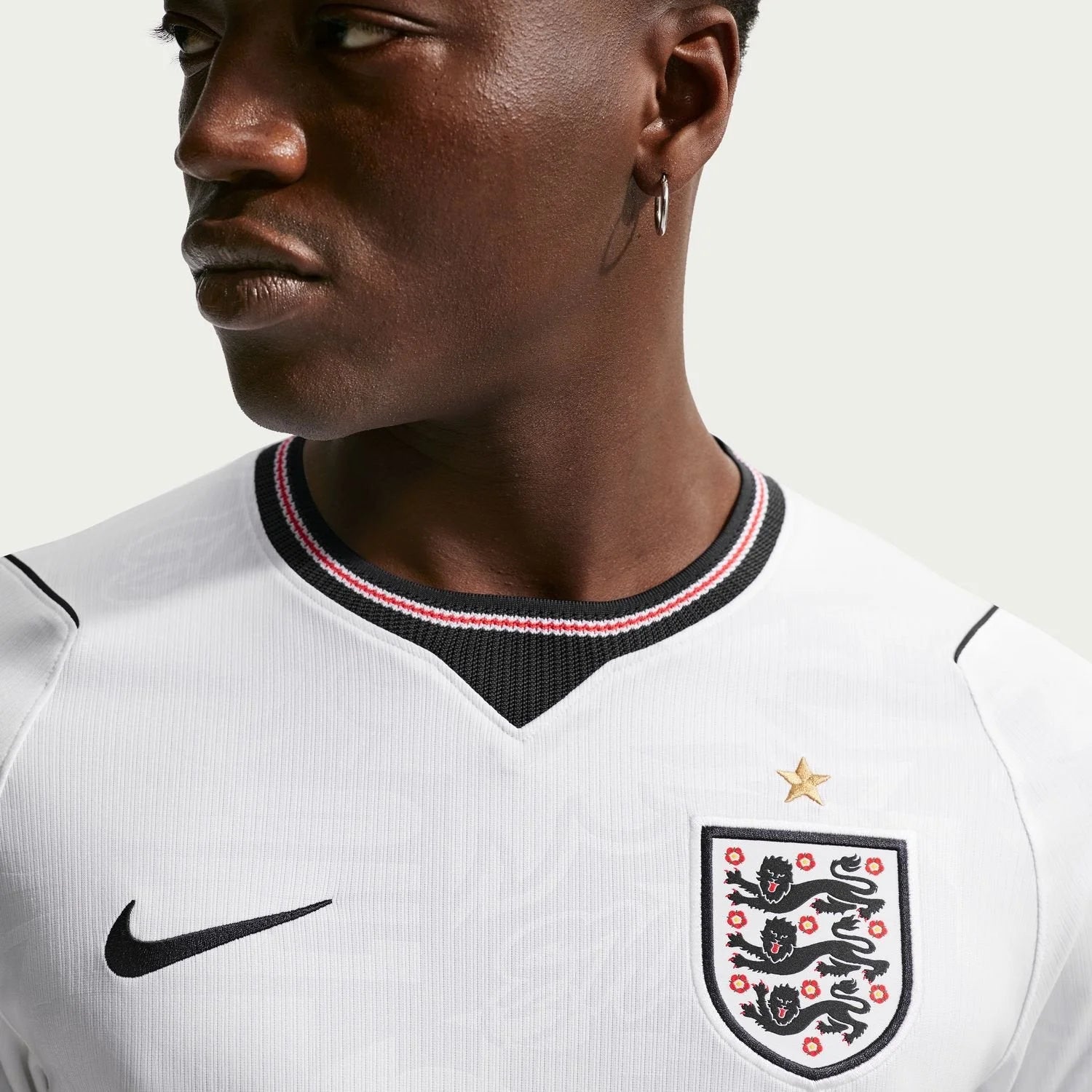 angleterre-home-2025-26-back.webp