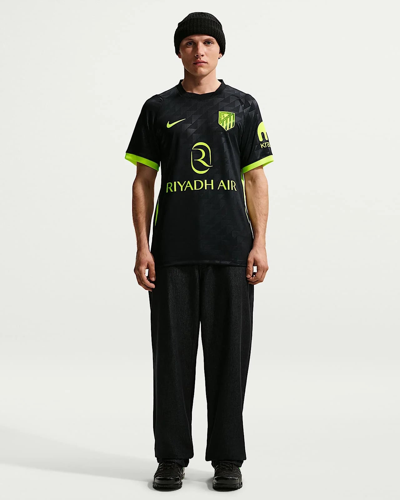 atletico-madrid-away-2025-26-side.webp