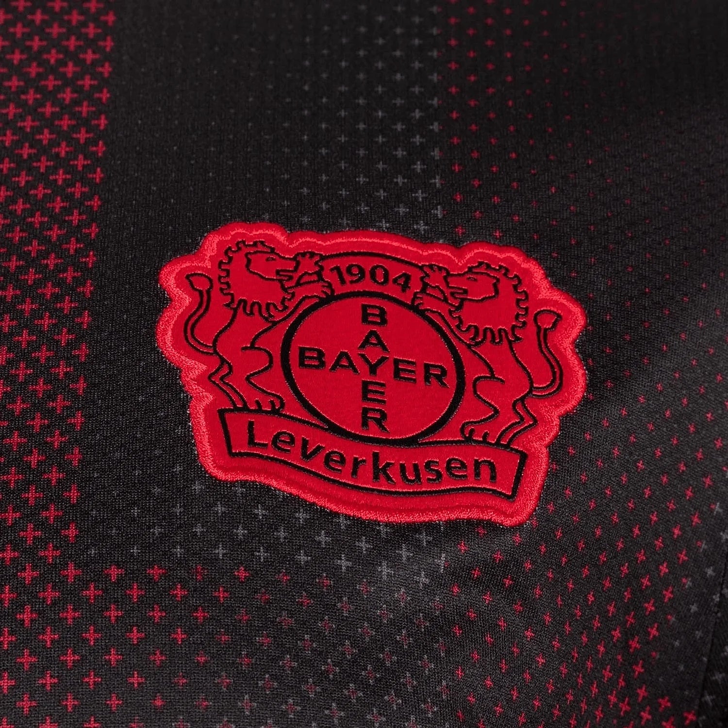 bayer-leverkusen-home-2025-26-alt.webp
