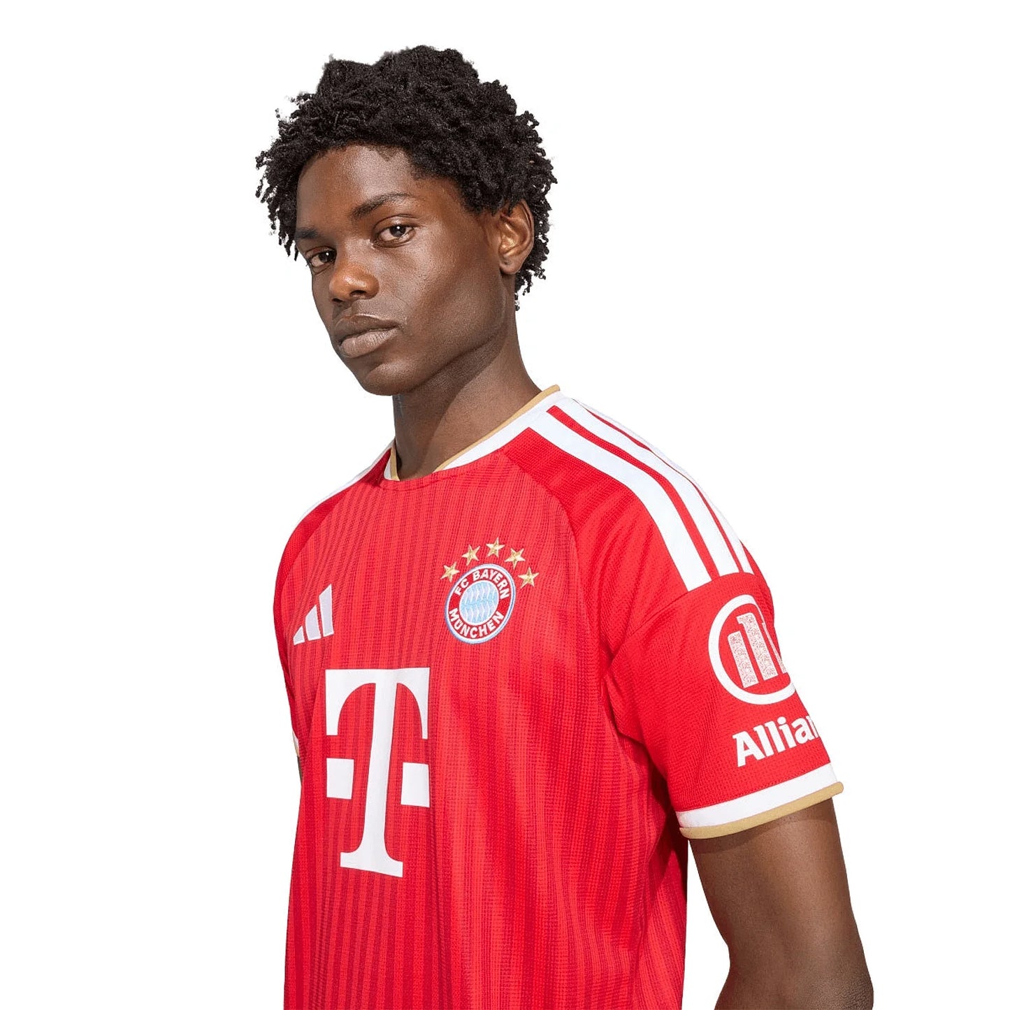 bayern-munich-home-2025-26-side.webp