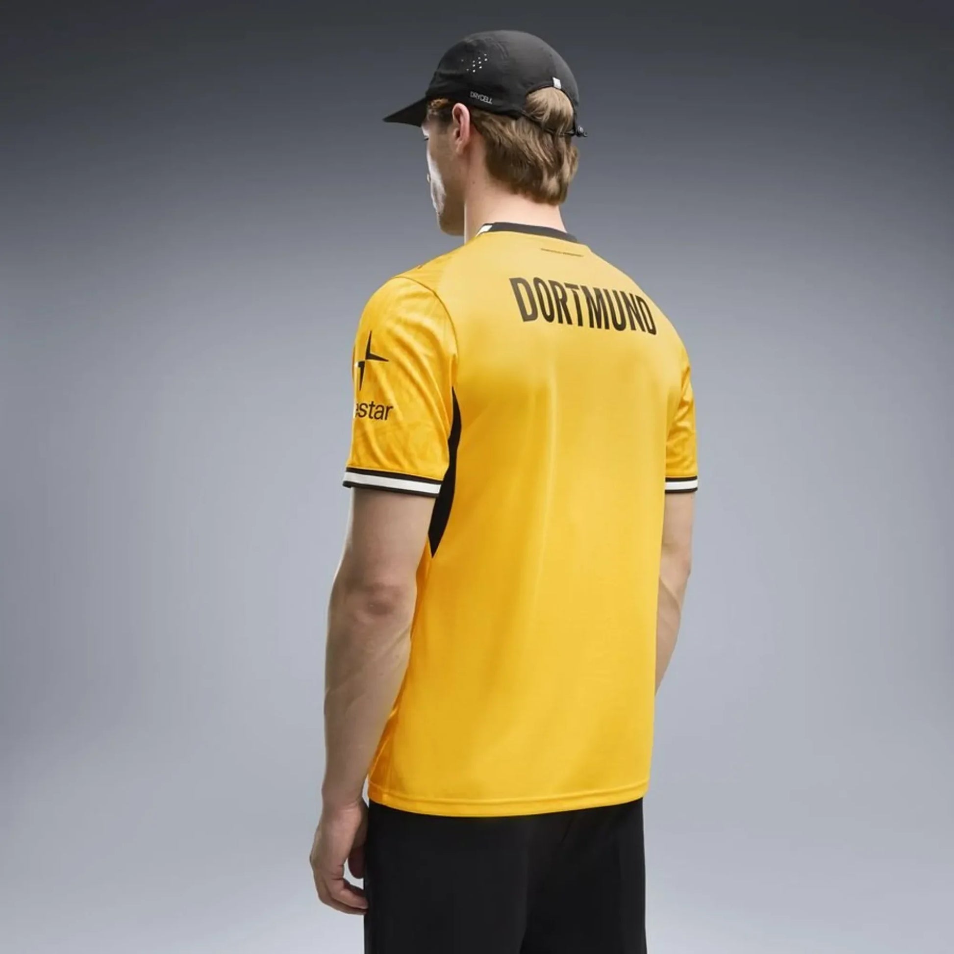 borussia-dortmund-home-2025-26-side.webp