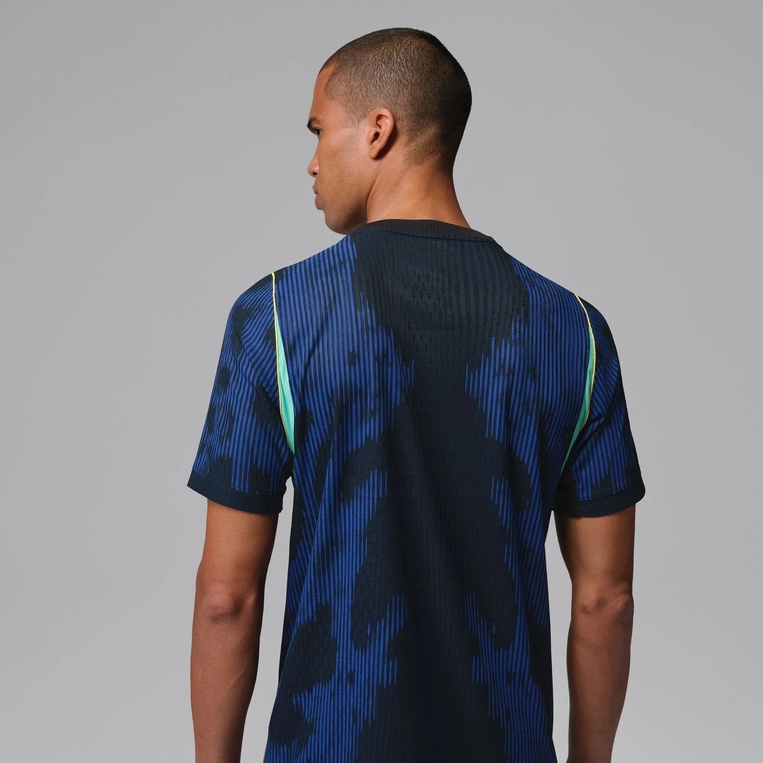 bresil-away-2025-26-side.webp