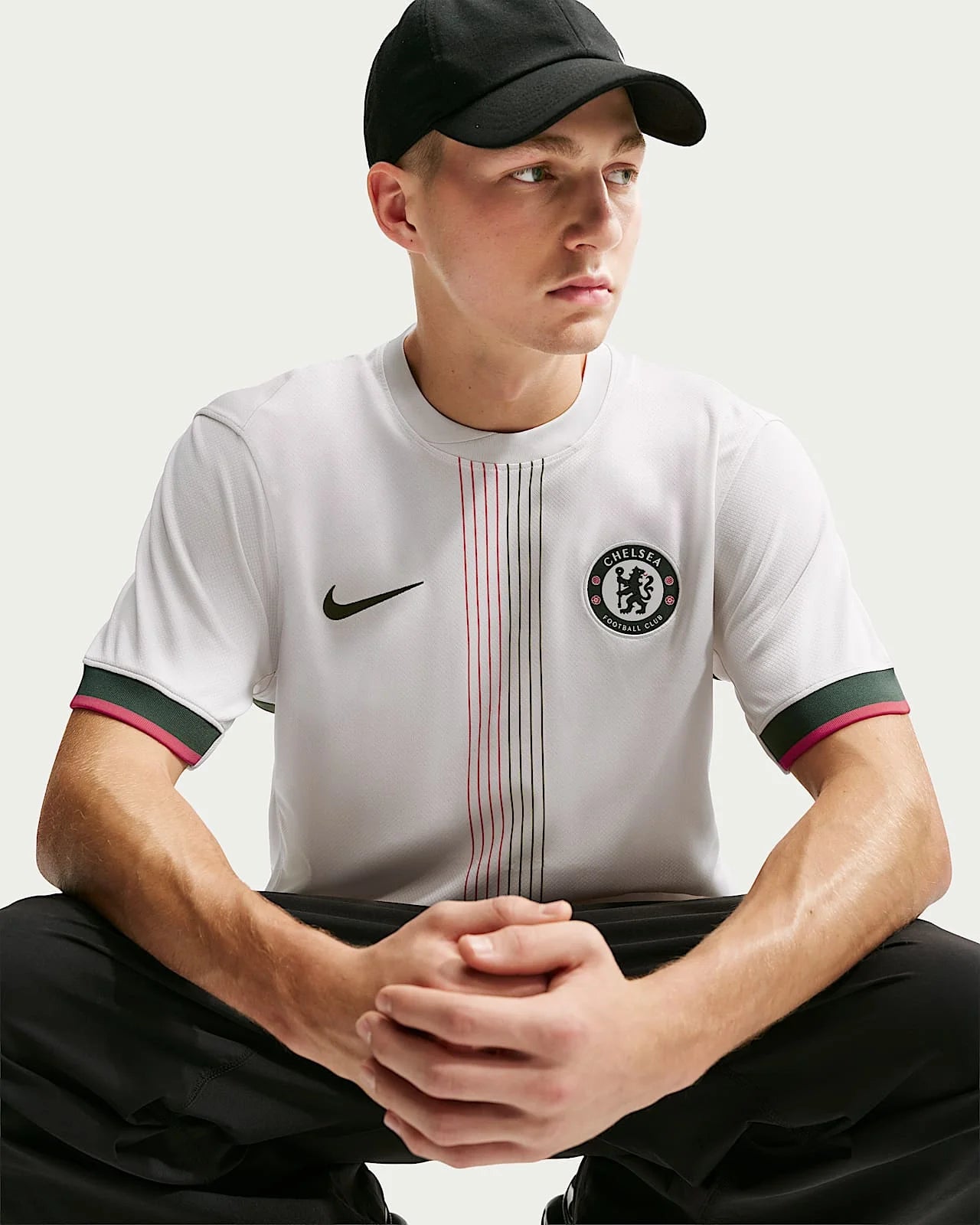 chelsea-away-2025-26-detail.webp