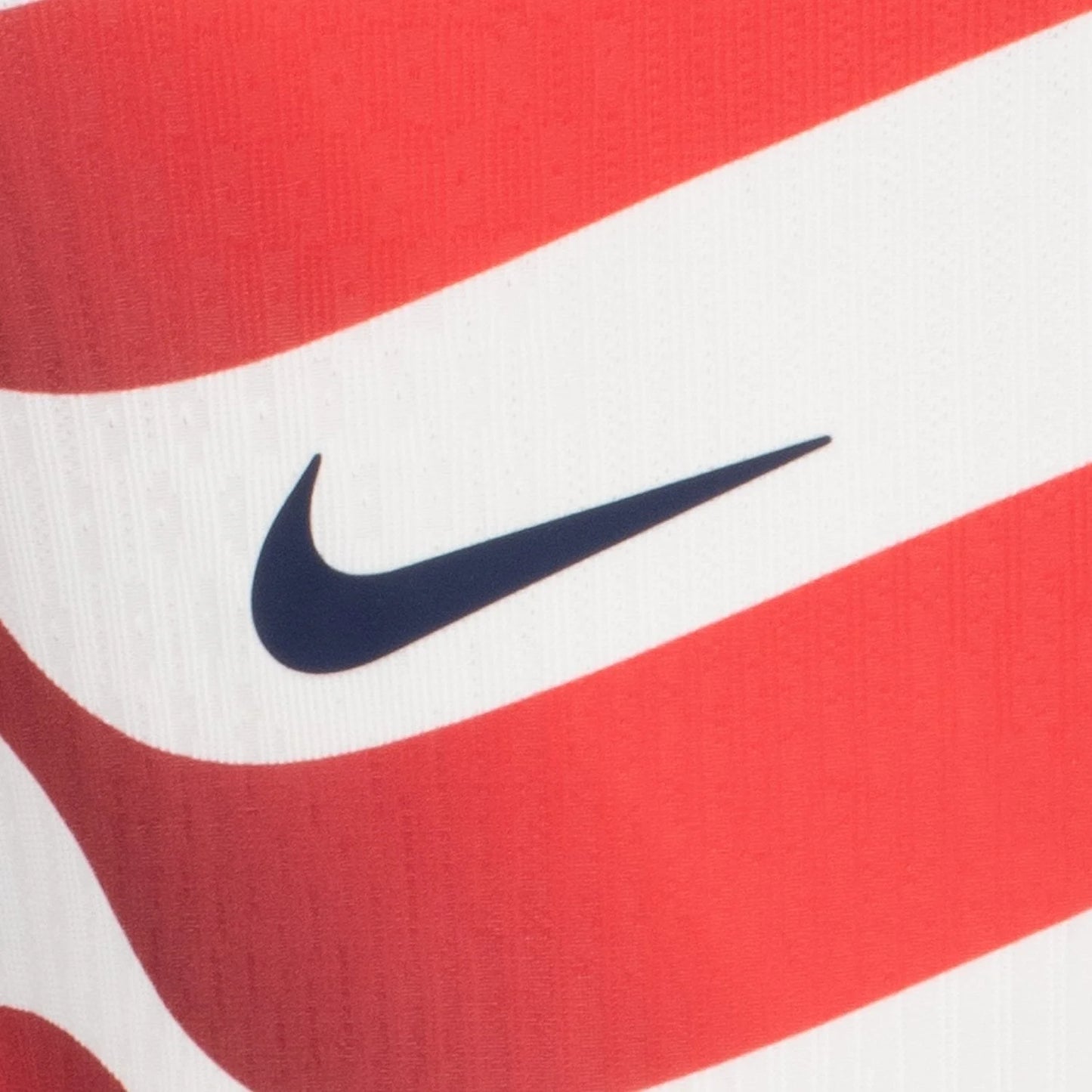 etats-unis-home-2025-26-detail.webp
