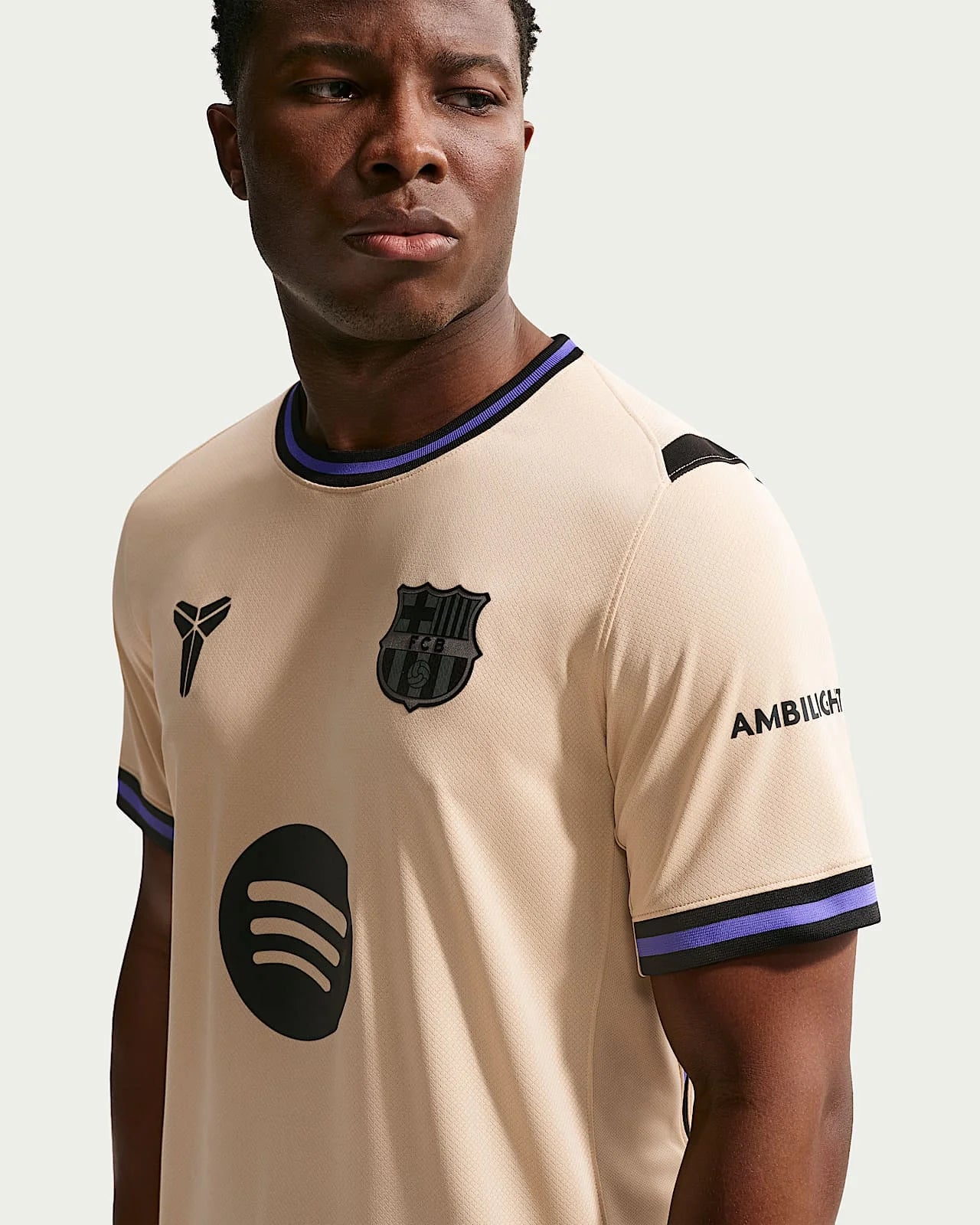 fc-barcelona-away-2025-26-detail.webp