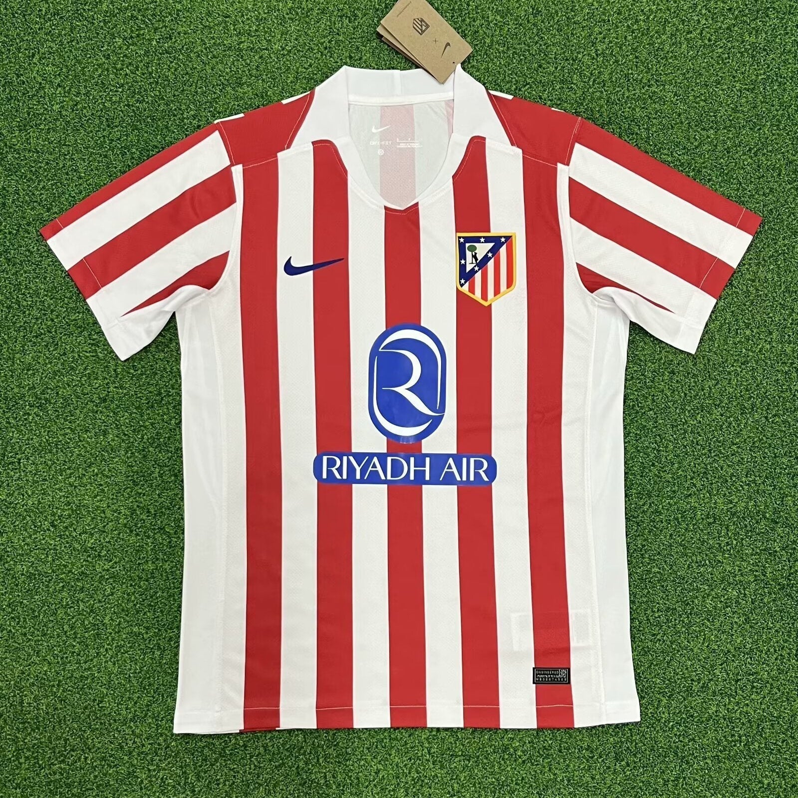 Maillot Atletico Madrid Fans Version 2025/2026 — Maillot de football