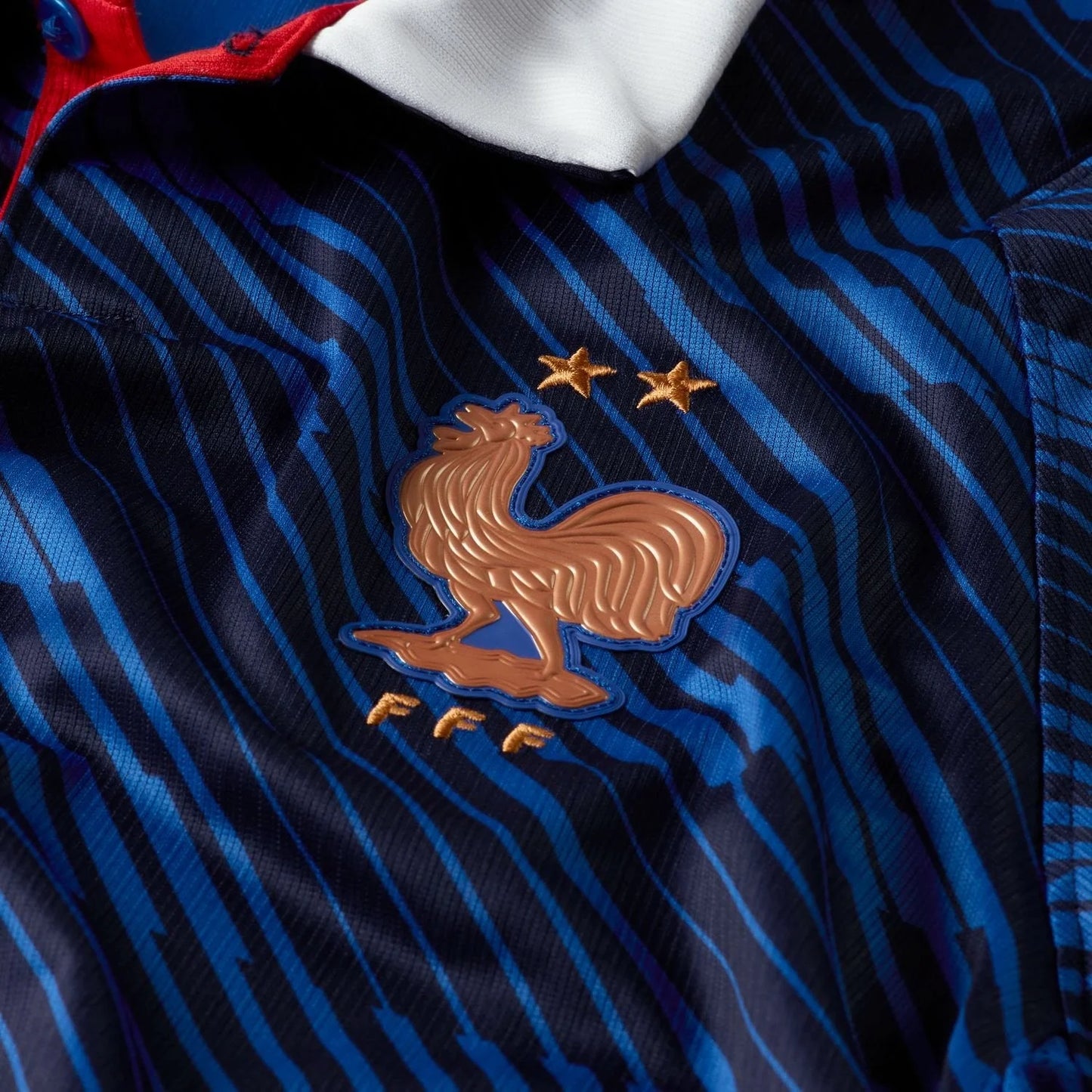 france-home-2025-26-side.webp