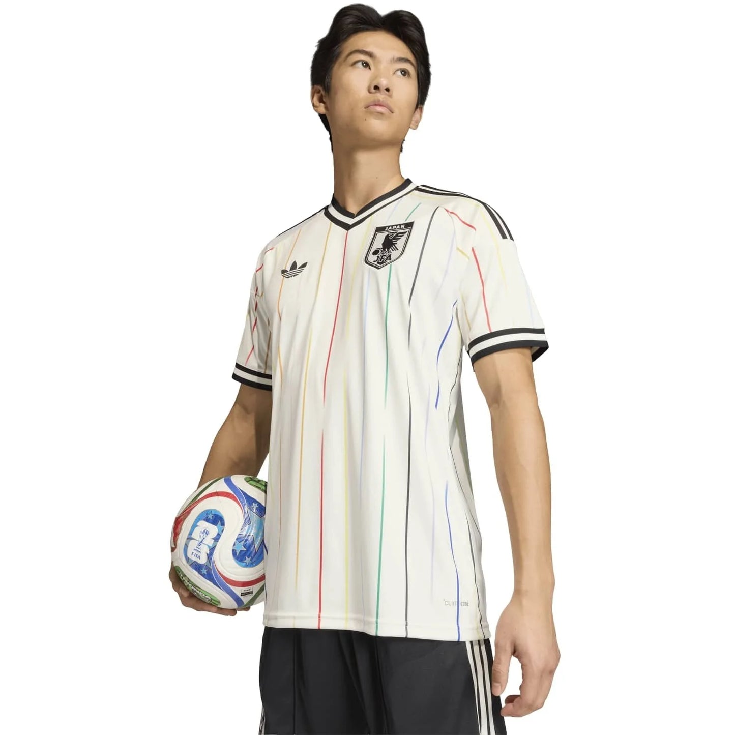 japon-away-2025-26-img-7.webp