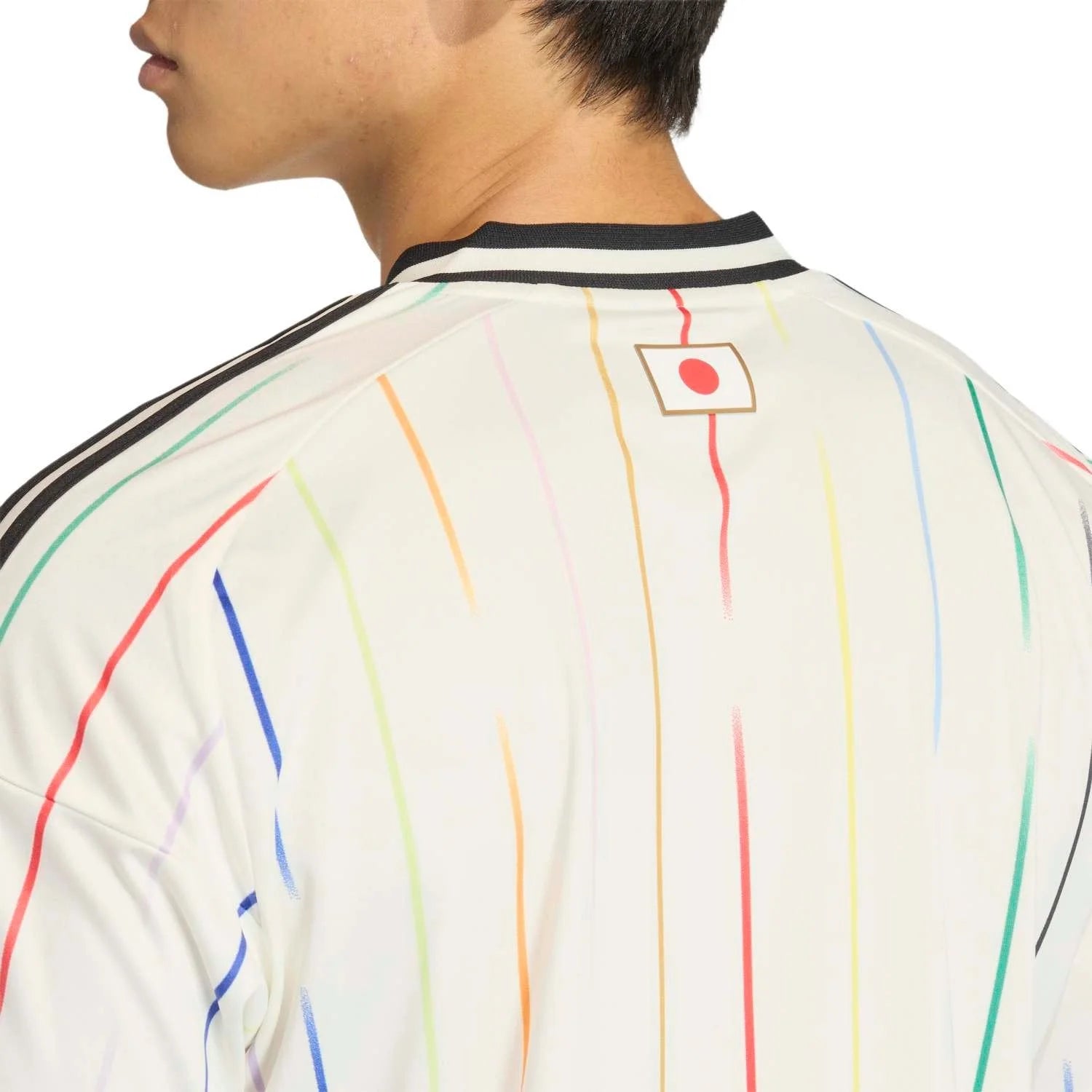 japon-away-2025-26-side.webp