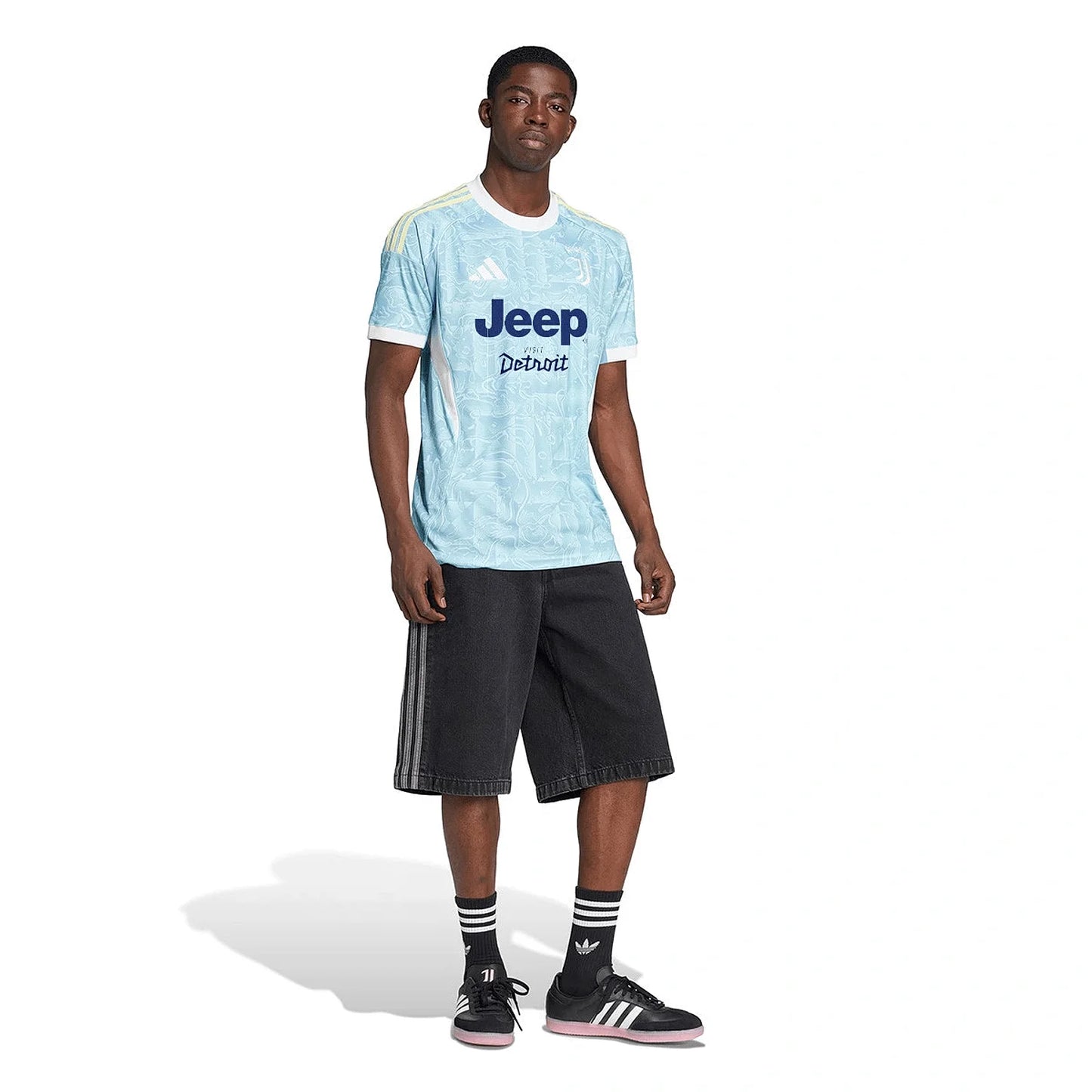 juventus-away-2025-26-detail.webp