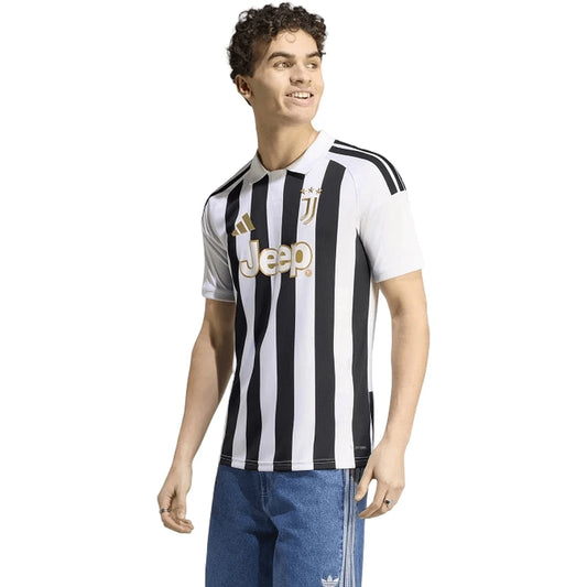 juventus-home-2025-26-front.webp