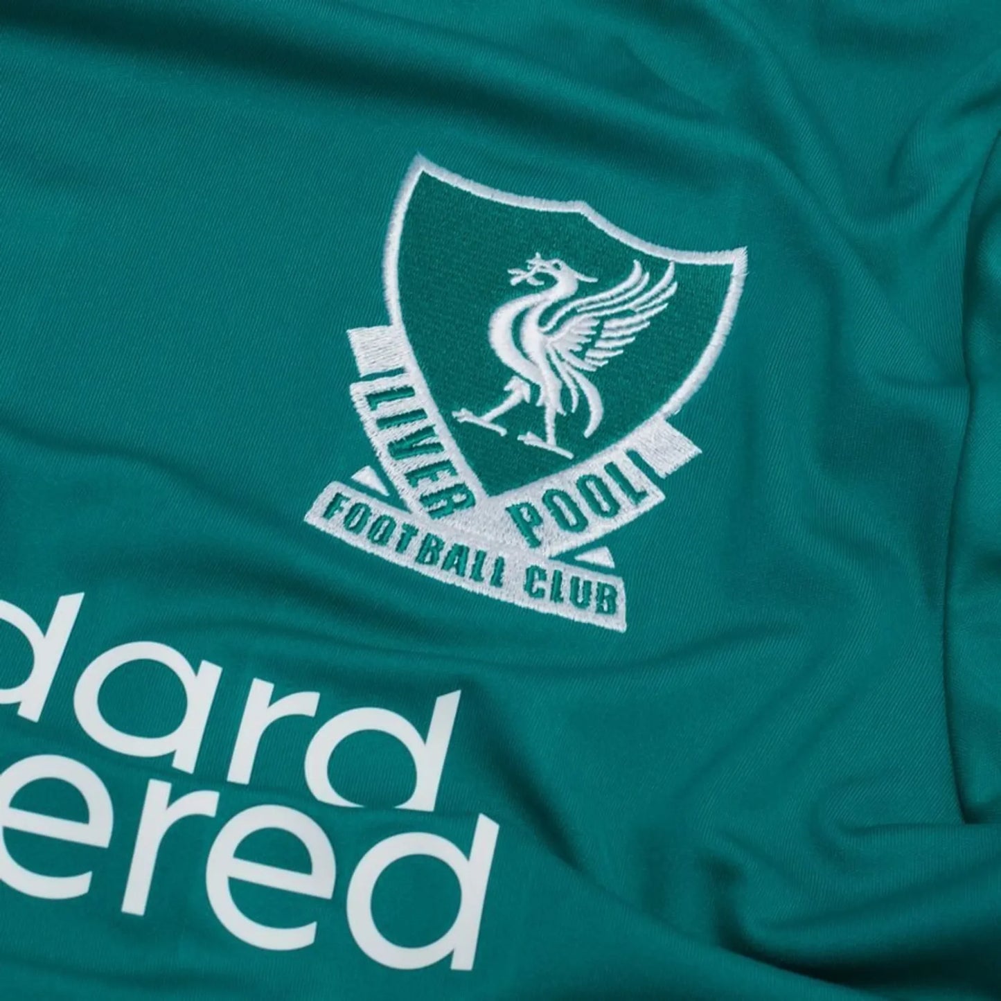 liverpool-third-2025-26-side.webp