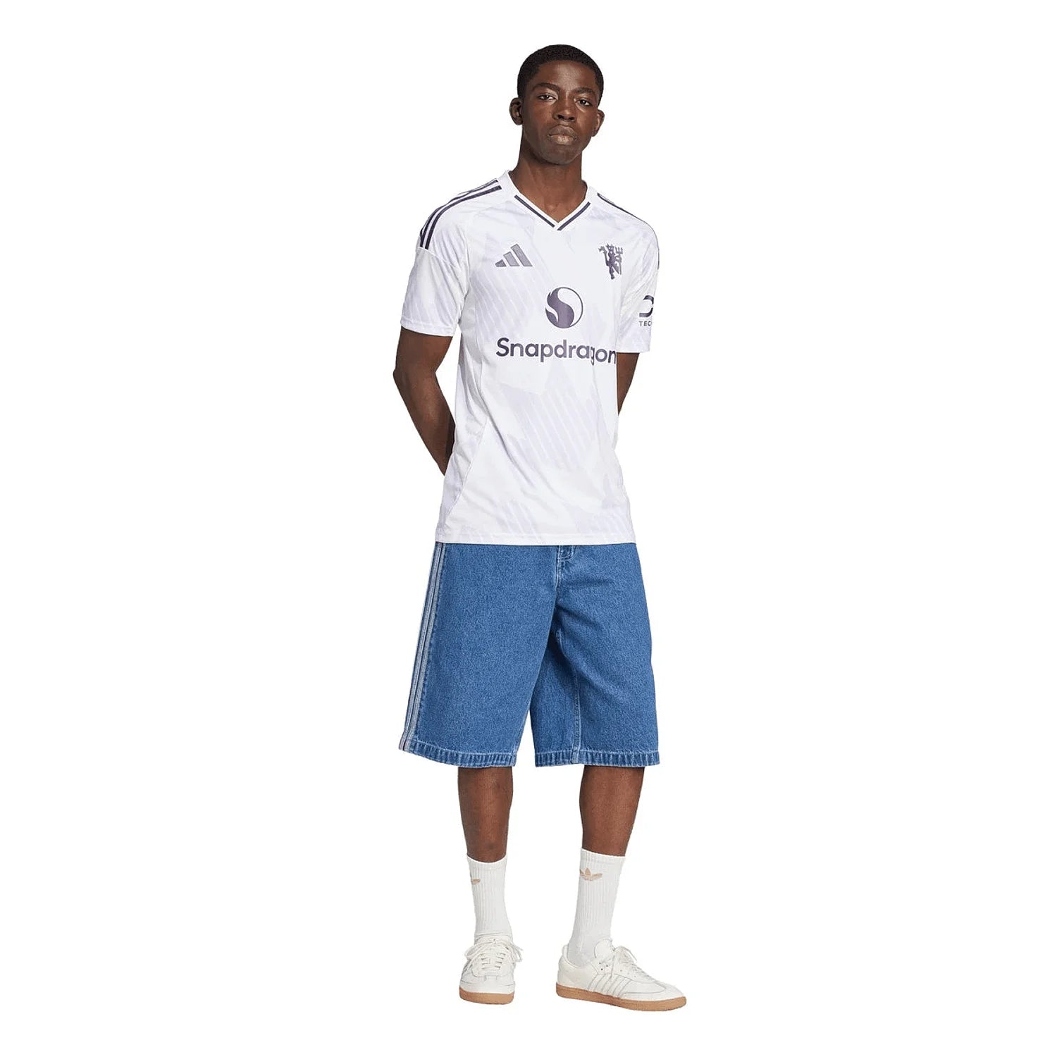 manchester-united-away-2025-26-alt.webp