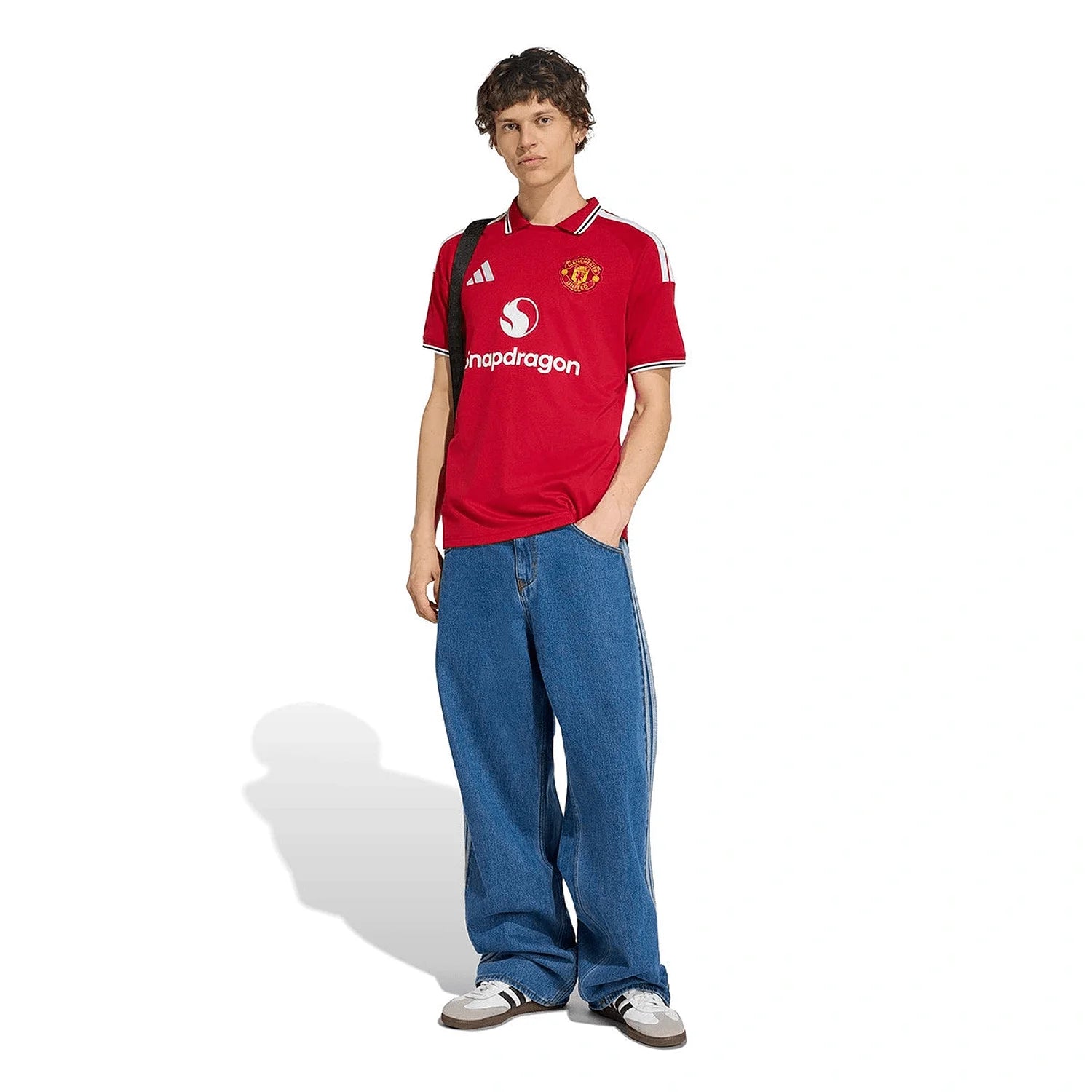 manchester-united-home-2025-26-alt.webp