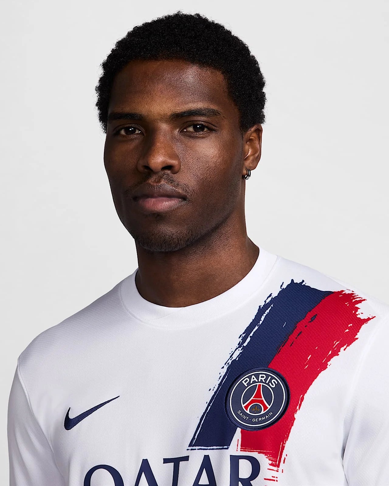 paris-saint-germain-away-2025-26-detail.webp