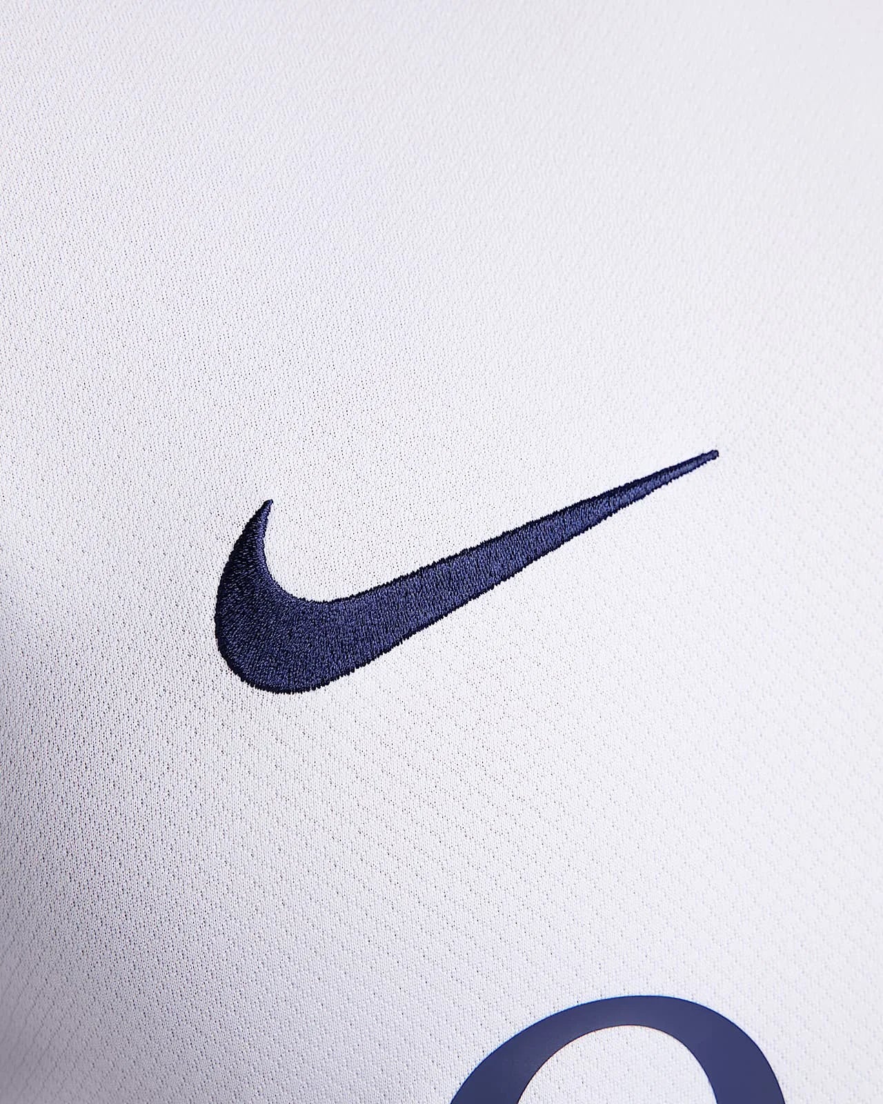 paris-saint-germain-away-2025-26-side.webp