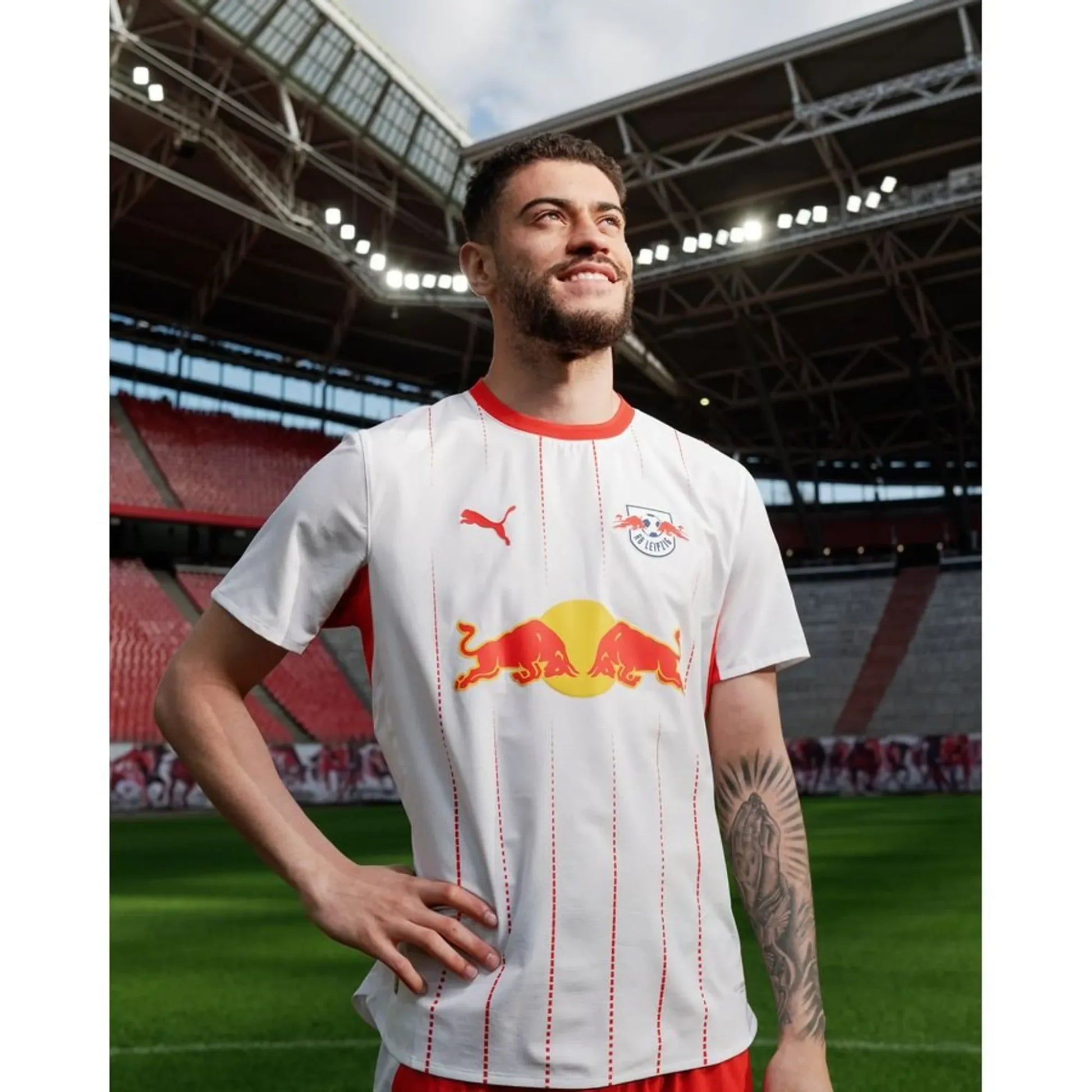 rb-leipzig-home-2025-26-detail.webp