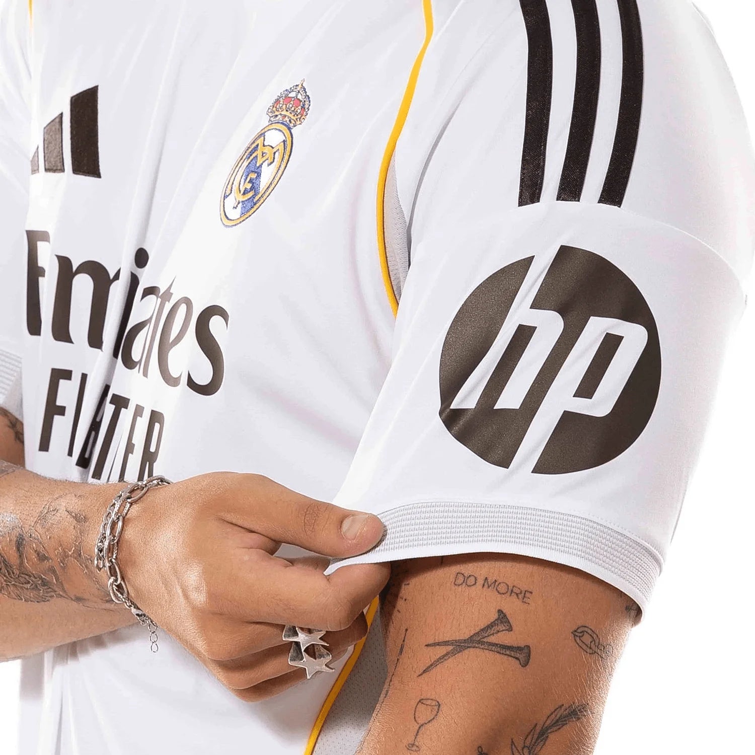 real-madrid-home-2025-26-img-6.webp