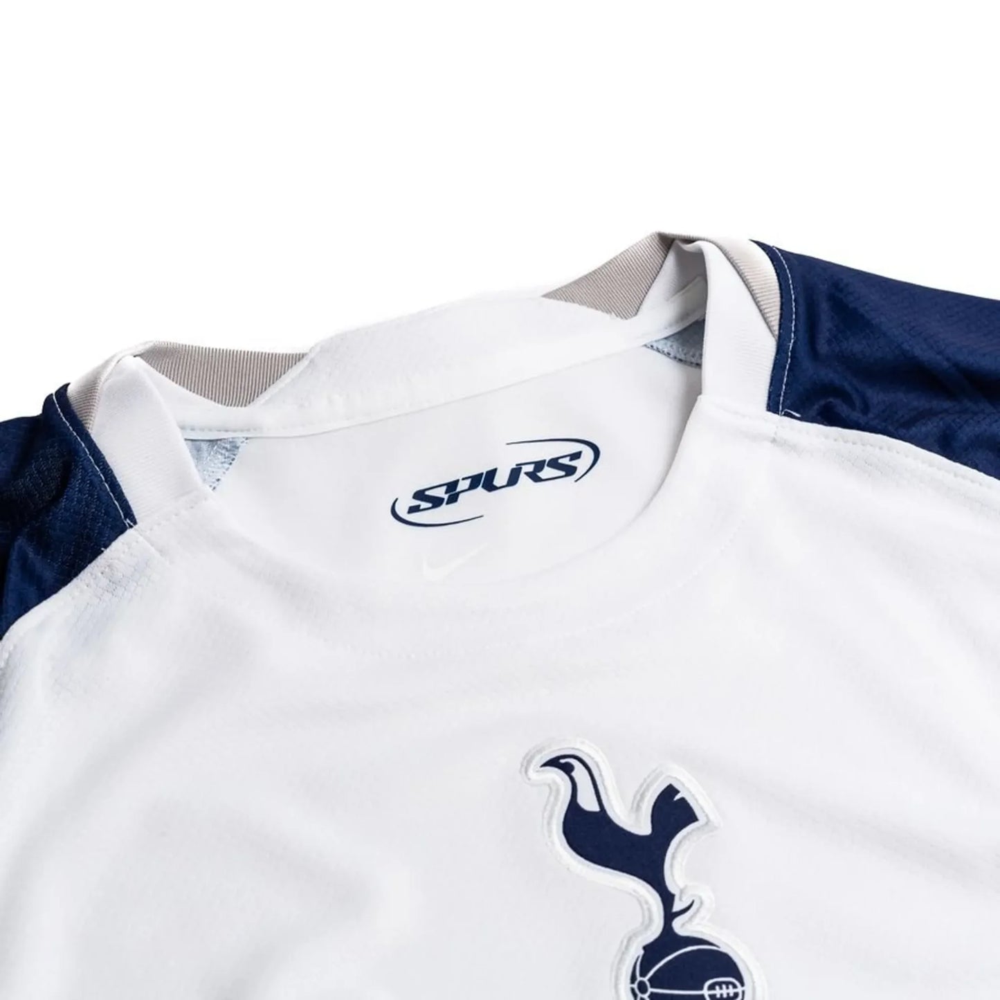 tottenham-hotspur-home-2025-26-detail.webp