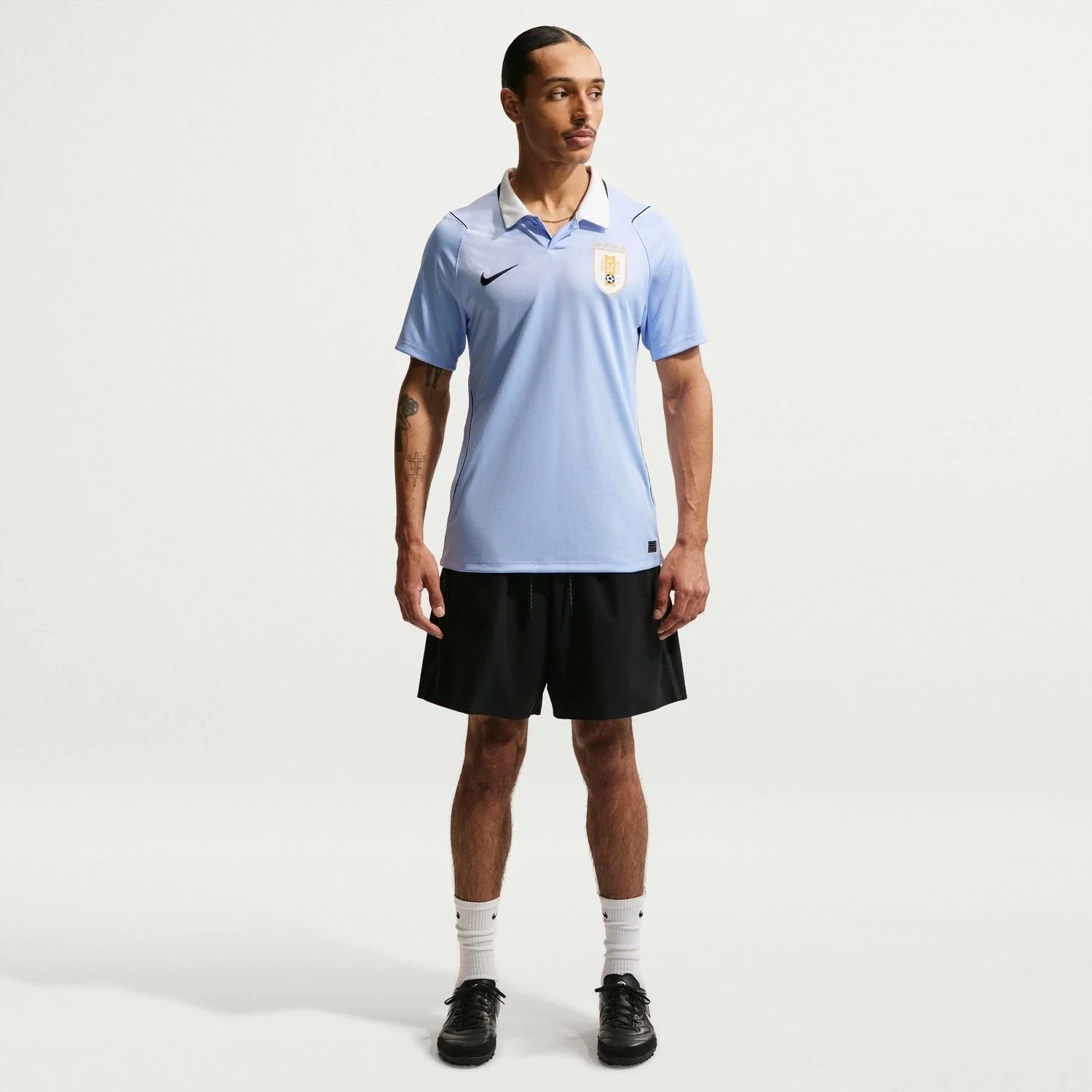 uruguay-home-2025-26-back.webp